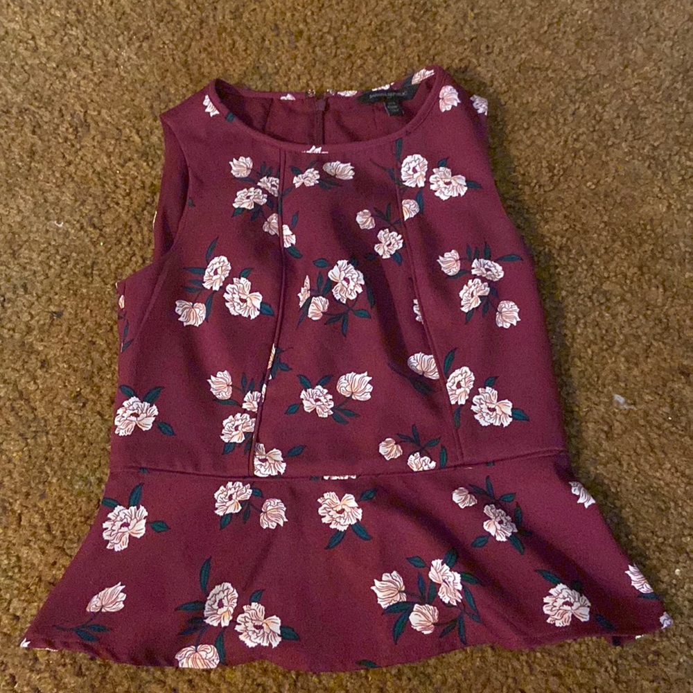 Maroon tank shirt with zipper in the back. Petite oop